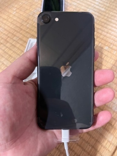 iPhoneSE第2世代　64ギガ　ブラック　新品未使用