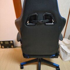 ゲーミングチェアの画像