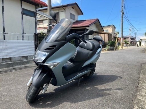 通勤、通学にマジェスティ125