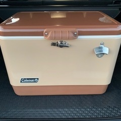 山口県内お届けします【☆新品☆】Coleman コールマン クーラーボックス 54QT スチールベルト バターナッツの画像
