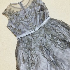 パーティードレス　シルバーの画像