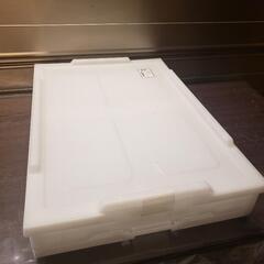 折りたたみコンテナ　収納ケースの画像