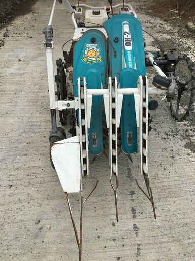 歩行型たまねぎ収穫機　クボタ　ボニータ 　OH2S