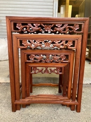 ネストテーブル