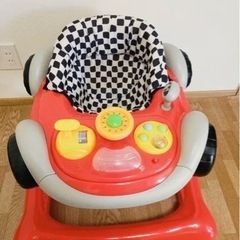 ベビーウォーカー 車型歩行器