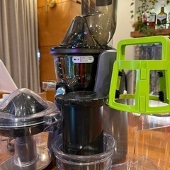 kuvings クビンス　スロージューサー