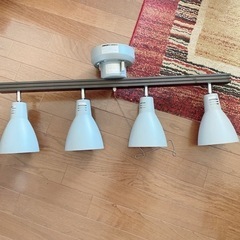 シーリングライトの画像