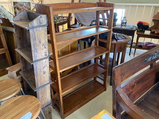 宇都宮でオシャレな家具を探すなら『オトワリバース！』ヴィンテージ シェルフ 本棚 飾り棚 ブラウン 中古品