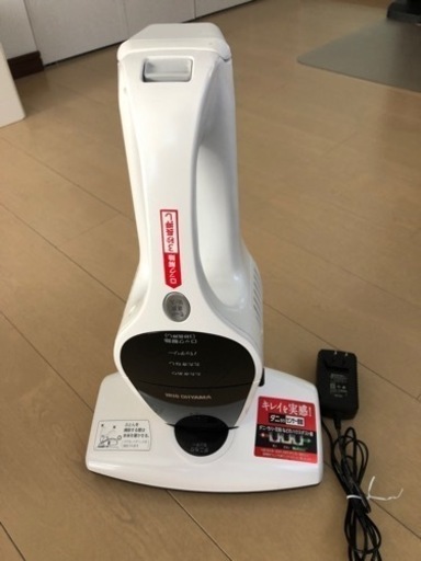 アイリスオーヤマ充電式ふとんクリーナーIC-FDC1
