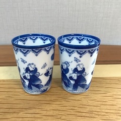 小さなコップ
