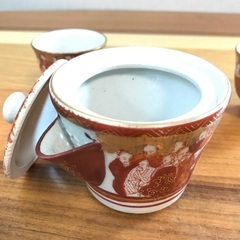小さな急須の画像