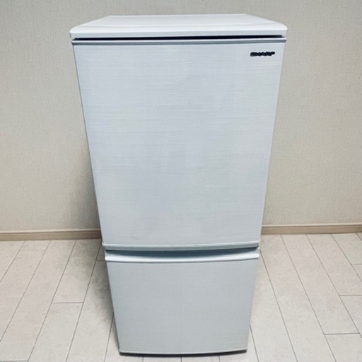 【保証期間2024年付き】36800円 2019年 シャープ137L どっちもドアつけかえ SJ-D14E-W(白) 2ドア ホワイト SHARP 冷蔵庫  1人暮らし 単身赴任 美品 値引き セール