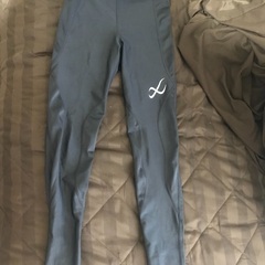 ワコール　CWX スポーツタイツ