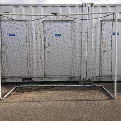 【無料】サッカーゴール(鉄パイプ組立式)