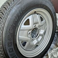 新品スペアタイヤ