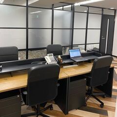 週2日からOK！時給1,300円～！未経験者歓迎！駅前好立地！ネイル・服装・髪型自由！　　　　　　　　　の画像