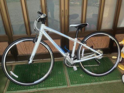 クロスバイク GIANT ESCAPE RX3 W
　ヘルメット シューズ セット