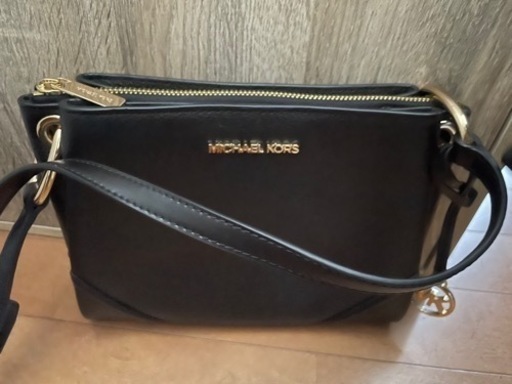 マイケルコース　ショルダーバッグ