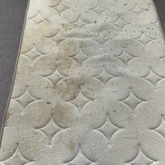 【無料】シングルベッド  汚れあり の画像