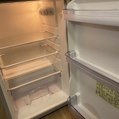 SHARP  118L ！冷蔵庫　値段交渉可　SJｰH12W 右開きの画像