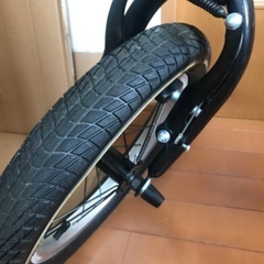 3万円程BMW 子供用自転車(白)正規ライセンスキッズバイク 14インチ 補助輪付き 美品　ホワイトの画像
