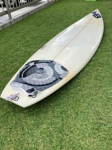 美品！HBホットバタードサーフボード6.1 マルチフィンカップ