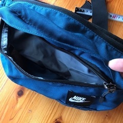 NIKE ウエストバッグ新品の画像