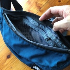 NIKE ウエストバッグ新品の画像