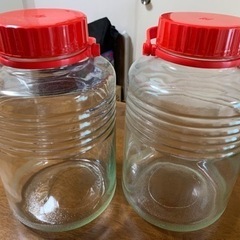 25日に処分予定です。果実酒ビン　大容量8リットル！？2セット