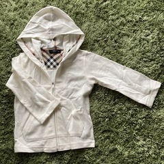 白の子供服　サイズ90 ほぼ新品ですの画像