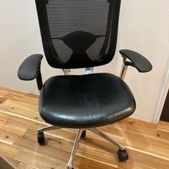 イス　椅子　オカムラ　コンテッサチェア