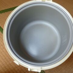 一升炊き電気炊飯器の画像