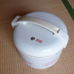 一升炊き電気炊飯器の画像