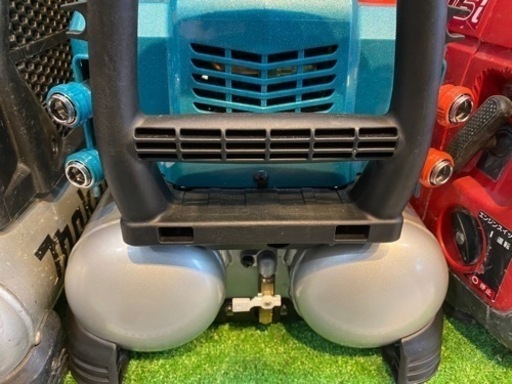 makita 高圧エアコンプレッサー　AC462XL 未使用