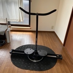 トレーニングマシーン