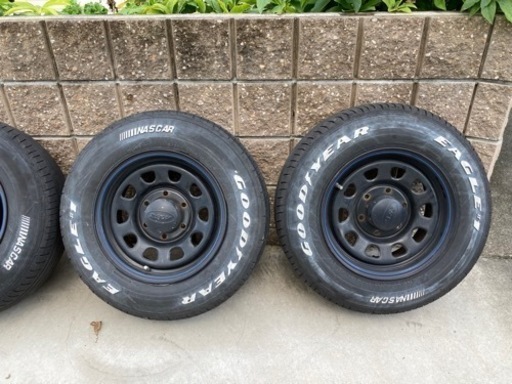 ハイエース　デイトナ　ホワイトレター　ナスカー