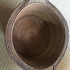 丸いカゴ