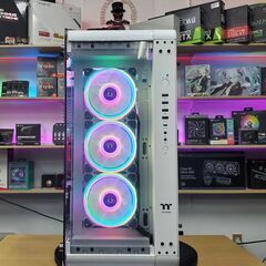 本格水冷ゲーミングPCの画像