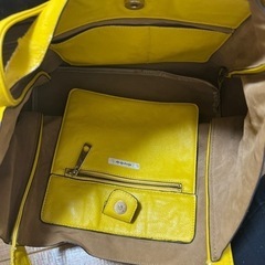 ☆黄色のバッグ👜（大きめ）の画像