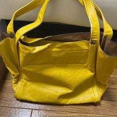 ☆黄色のバッグ👜（大きめ）の画像