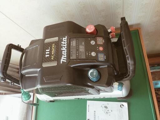 マキタ11LエアコンプレッサAC462XL