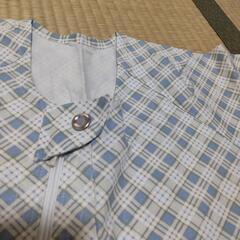 【値下げしました】介護用　つなぎ服の画像