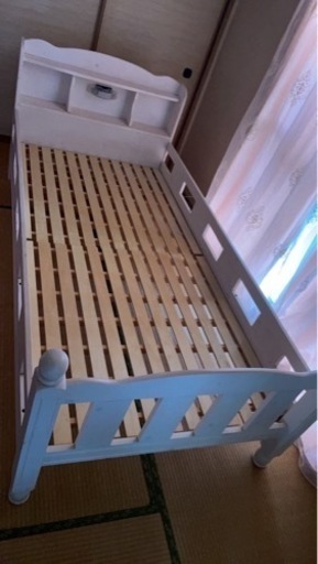 シングルベッド　二段ベッド(片方)