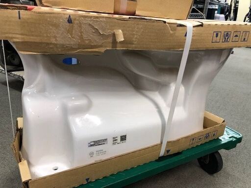 未使用品　TOTO　便器セット　便器CS340B　タンクSH-367BA　便座TC291