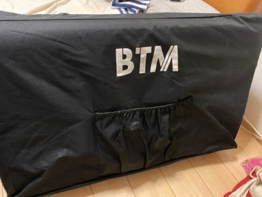 美品　マッサージ　エステ　ベッド