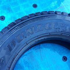 トラック2t3tスタッドレスタイヤ6本　美品の画像