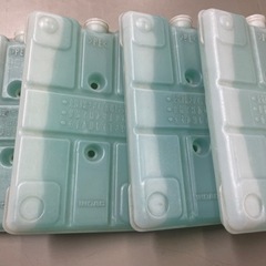 業務用保冷剤1個10円。残り300個くらいになりました。の画像
