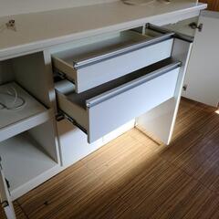 受渡人決定しました。お問い合わせありがとうございました。食器棚 ＝受渡日限定9月17日(土)11時～13時＝の画像