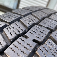 195/80R15 LT ダンロップ　スタッドレスタイヤ4本セットの画像
