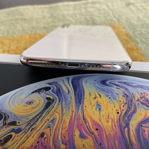 iPhoneXs max 64gb シルバー
